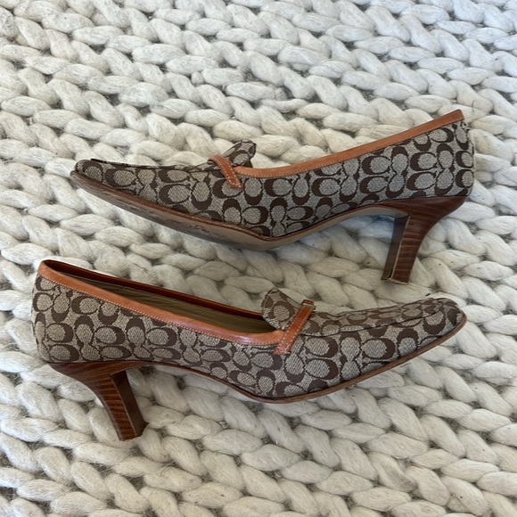 Coach Logo Square Toe Pumps - Picture 2 of 12